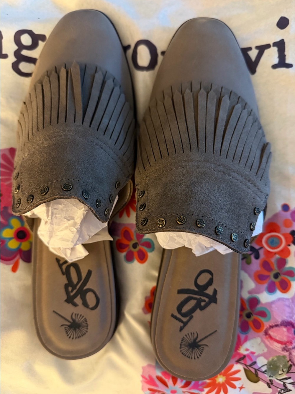 #32 - New - Leather Fringed Slip-On Mule in Gray by OTBT (Off The Beaten Track)